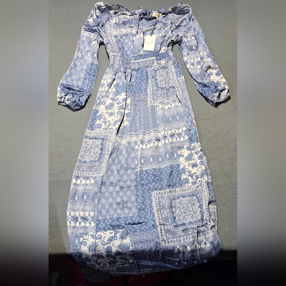 Promesa NWT Blue and White Bandana Maxi Dress Small PTP 18 - Picture 2 of 3